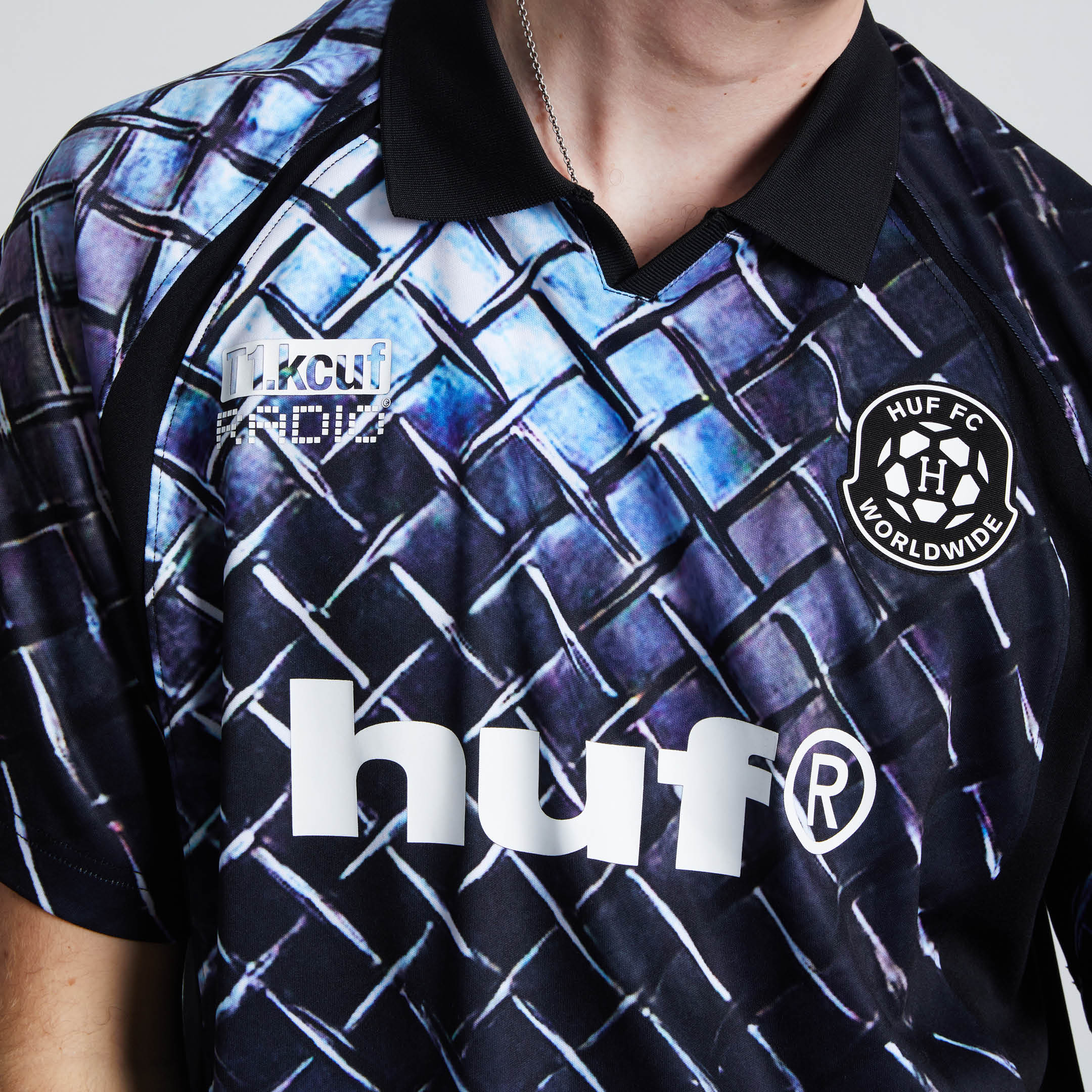 Diamond Plate Jersey - Image 11
