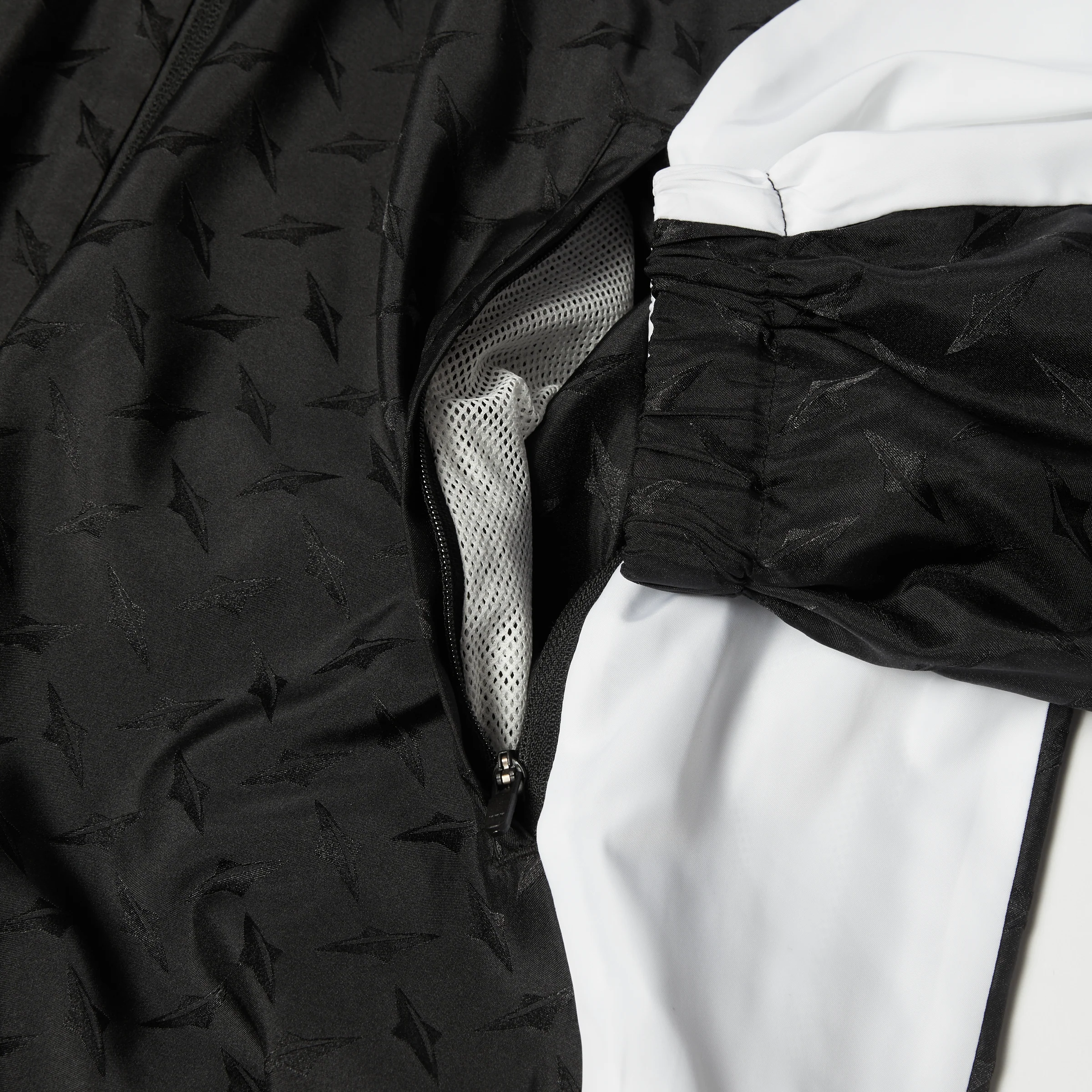 HUF FC Windbreaker - Image 6