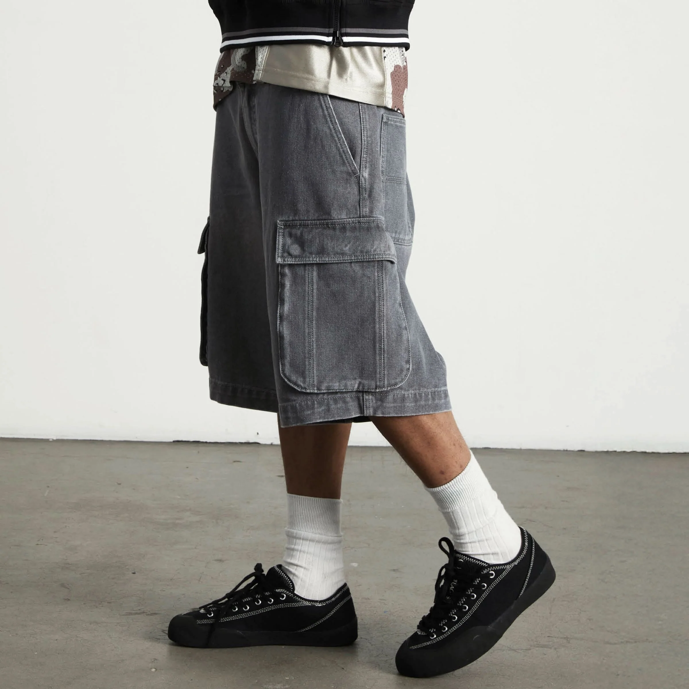 Oval Denim Cargo Short - Image 6